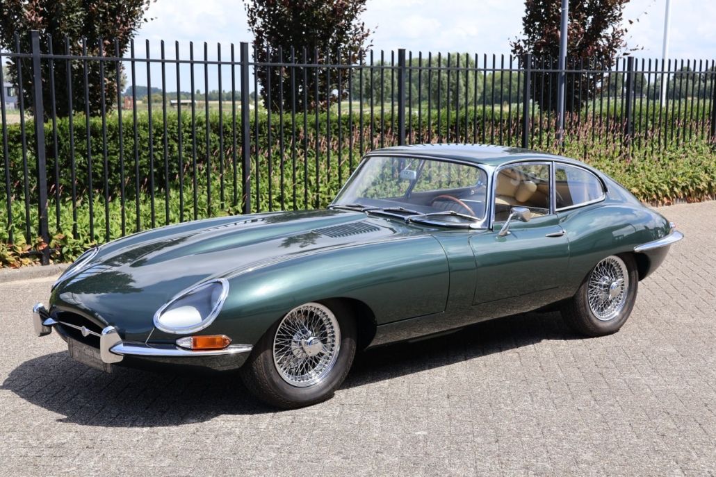 Jaguar E-Type for sale | Jaguar E-Type 4.2 FHC - Image 2