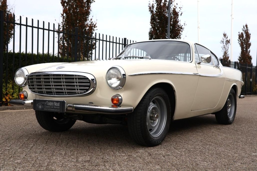 Volvo P1800 for sale | Volvo P1800 S – 1966 | Dutch Delivered | Fully Restored | Custom Brown Leather Interior - Image 3