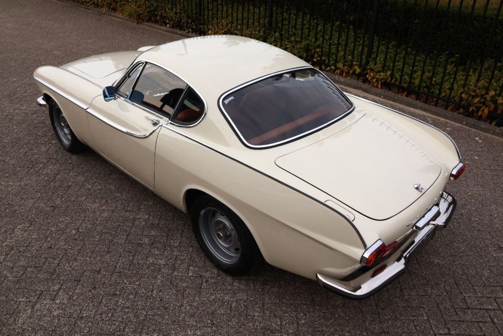 Volvo P1800 for sale | Volvo P1800 S – 1966 | Dutch Delivered | Fully Restored | Custom Brown Leather Interior - Image 8