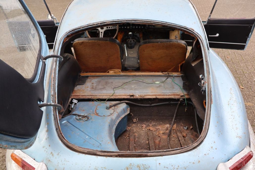 Jaguar E-Type for sale | Jaguar E-type 4.2 series 1 FHC – project - Image 13