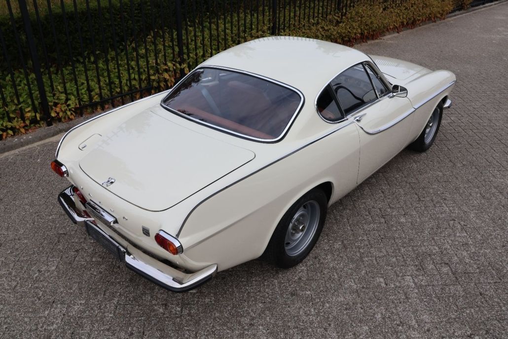 Volvo P1800 for sale | Volvo P1800 S – 1966 | Dutch Delivered | Fully Restored | Custom Brown Leather Interior - Image 13