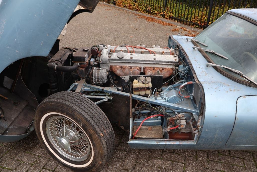 Jaguar E-Type for sale | Jaguar E-type 4.2 series 1 FHC – project - Image 16