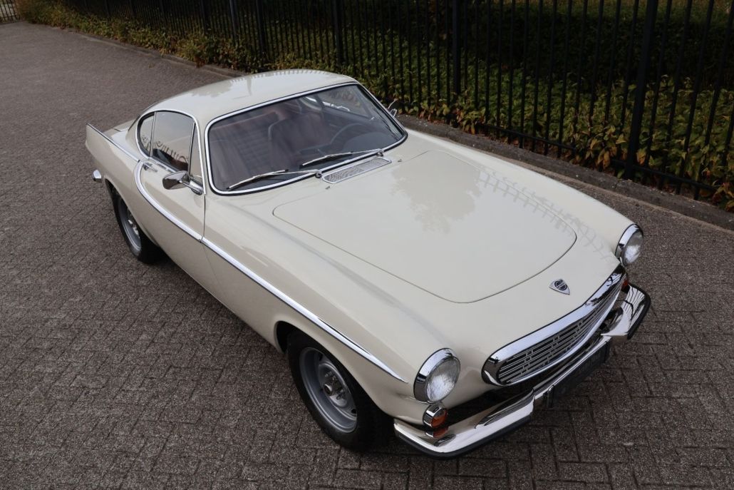 Volvo P1800 for sale | Volvo P1800 S – 1966 | Dutch Delivered | Fully Restored | Custom Brown Leather Interior - Image 17