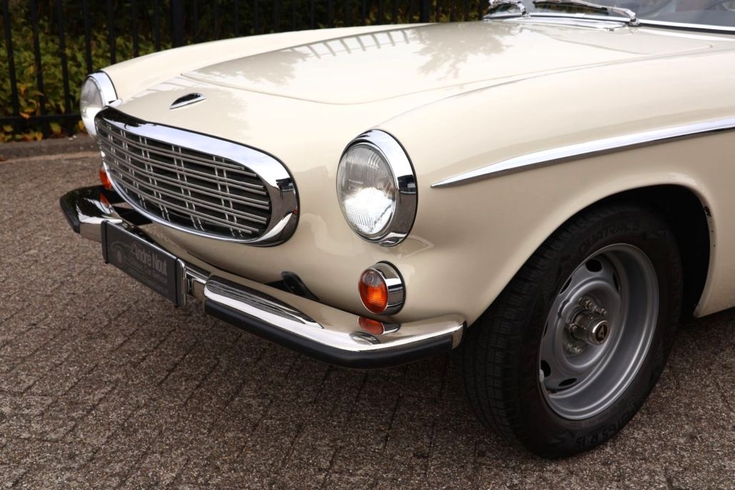 Volvo P1800 for sale | Volvo P1800 S – 1966 | Dutch Delivered | Fully Restored | Custom Brown Leather Interior - Image 20