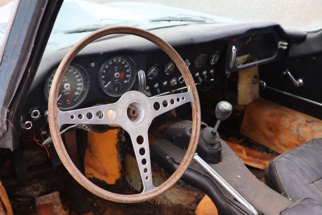 Jaguar E-Type for sale | Jaguar E-type 4.2 series 1 FHC – project - Image 22