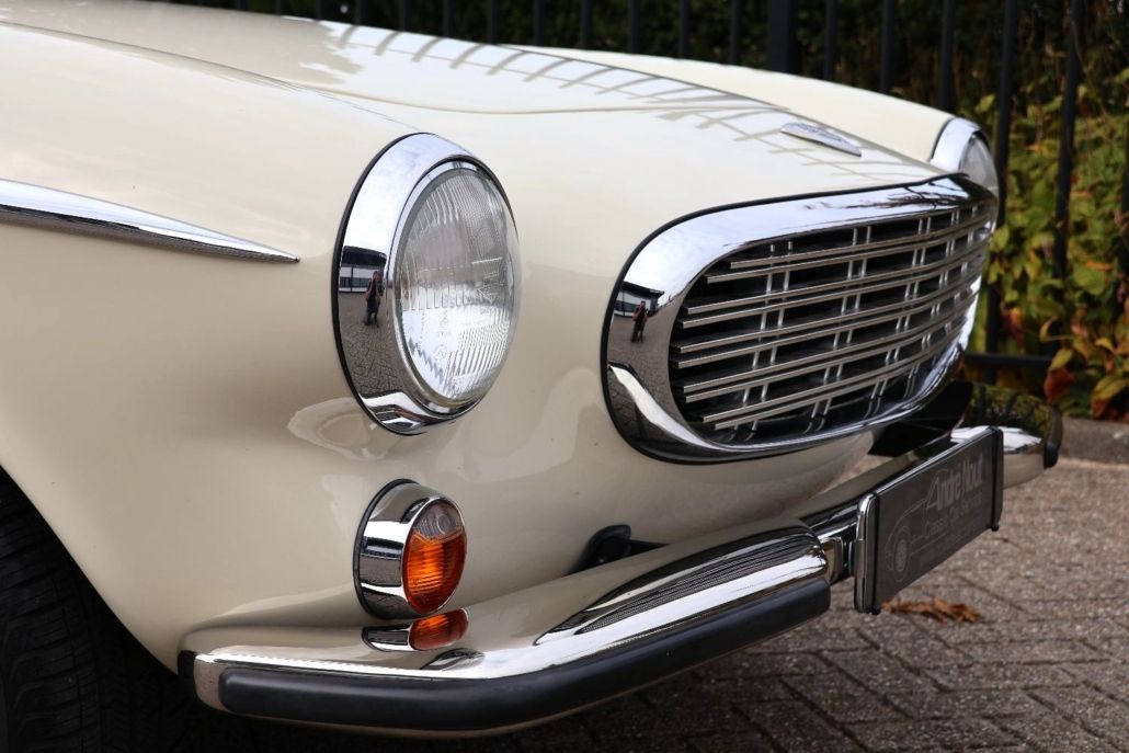 Volvo P1800 for sale | Volvo P1800 S – 1966 | Dutch Delivered | Fully Restored | Custom Brown Leather Interior - Image 23