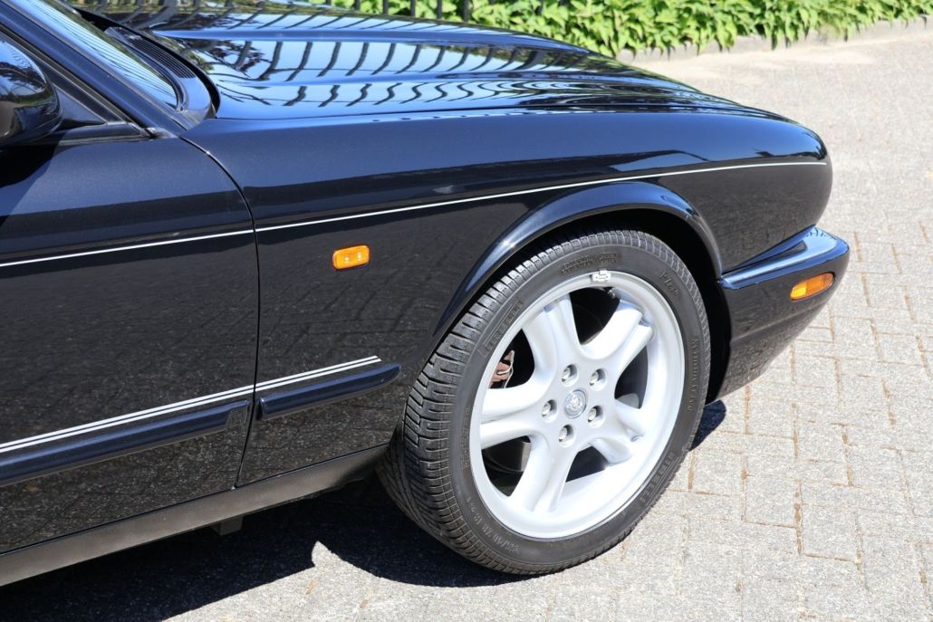 Jaguar XJ for sale | Jaguar XJ-R - Image 25