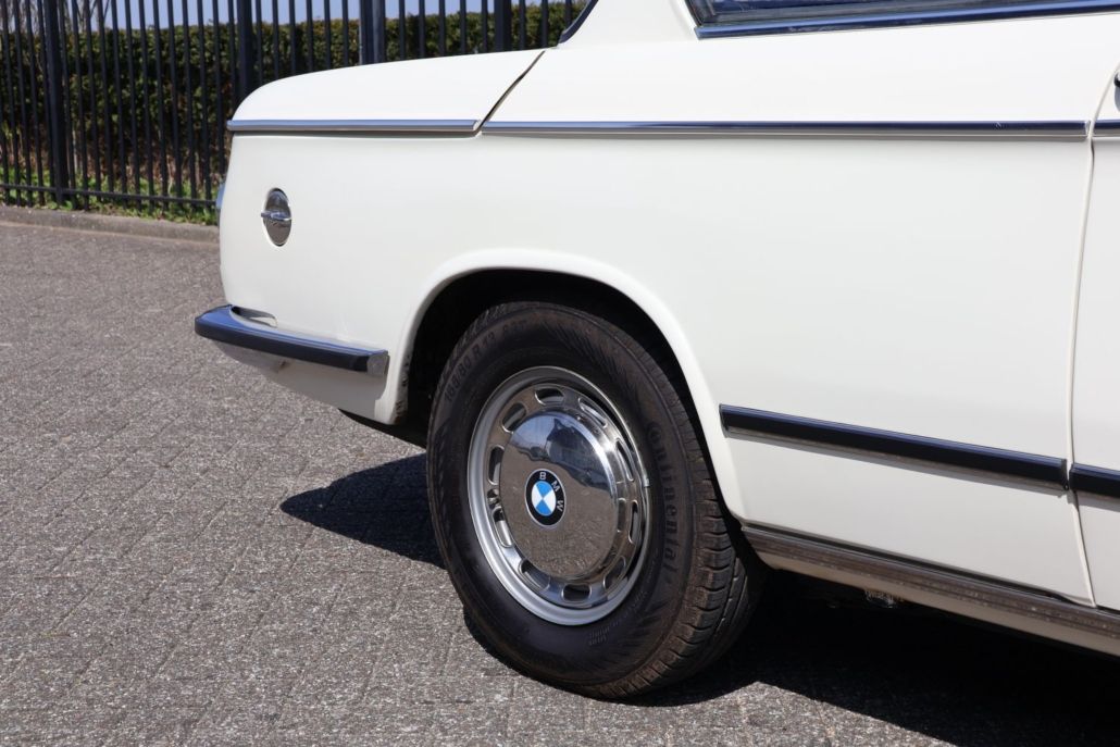 BMW 02 Series for sale | BMW 2002 - Image 27