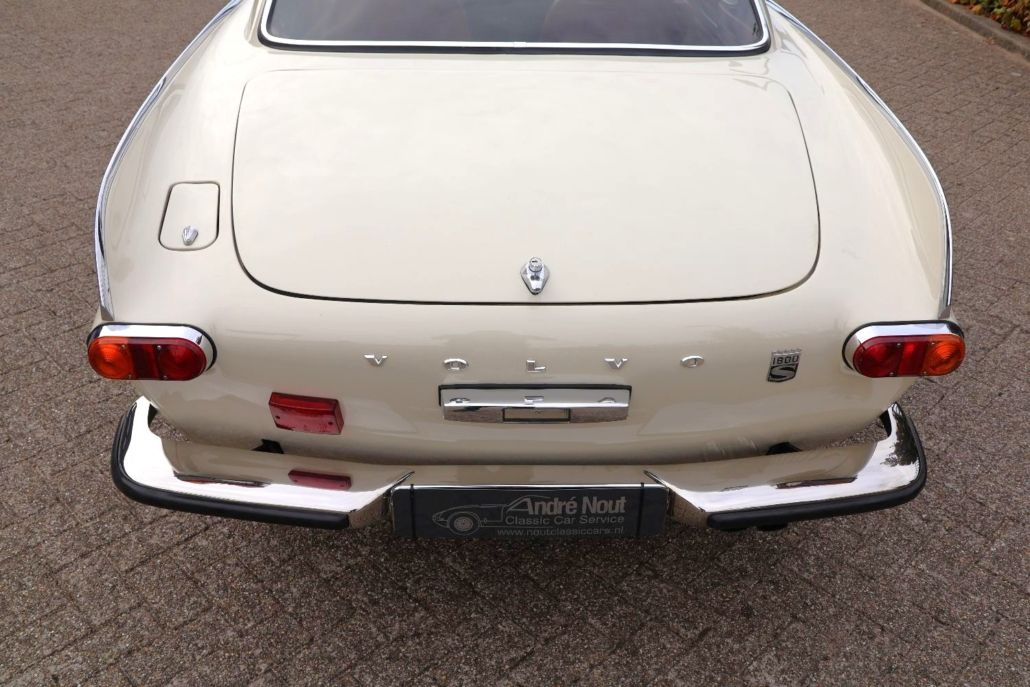 Volvo P1800 for sale | Volvo P1800 S – 1966 | Dutch Delivered | Fully Restored | Custom Brown Leather Interior - Image 28