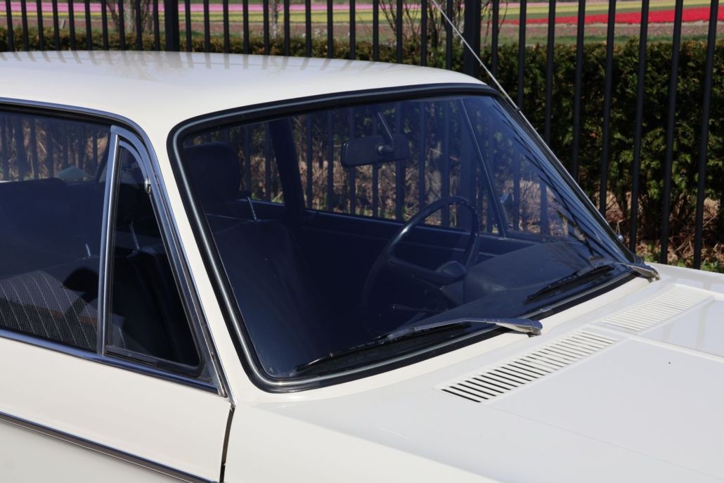 BMW 02 Series for sale | BMW 2002 - Image 30