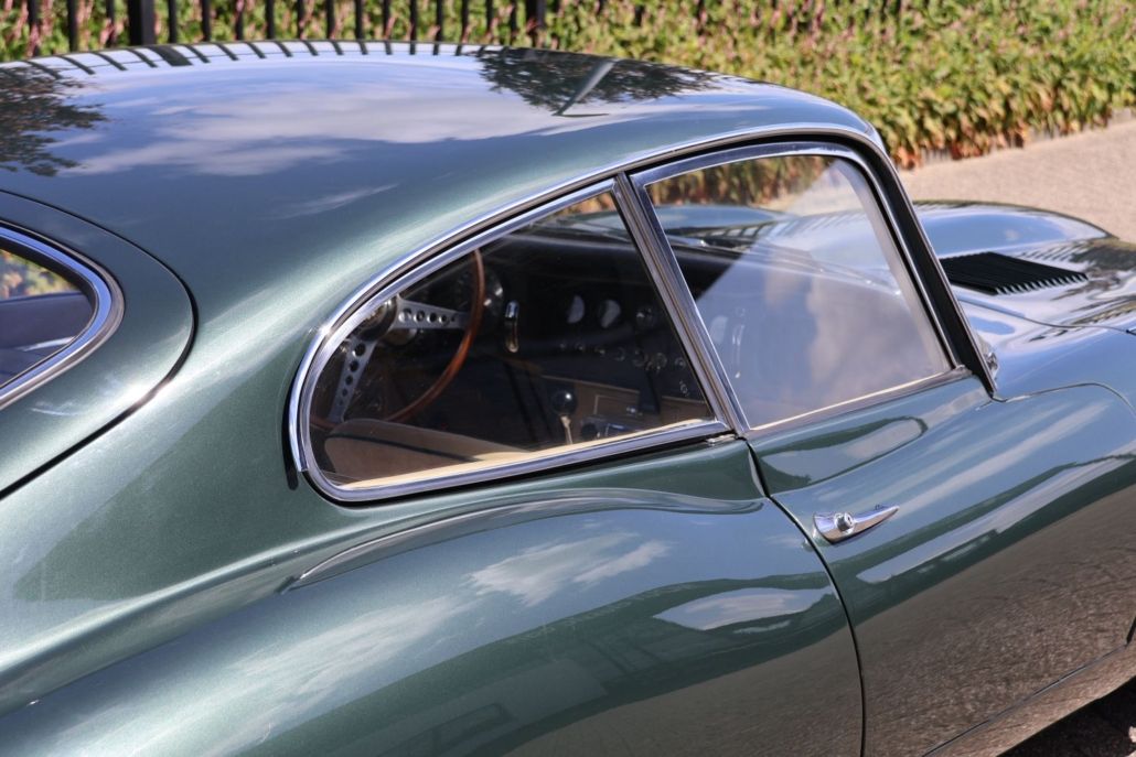 Jaguar E-Type for sale | Jaguar E-Type 4.2 FHC - Image 31