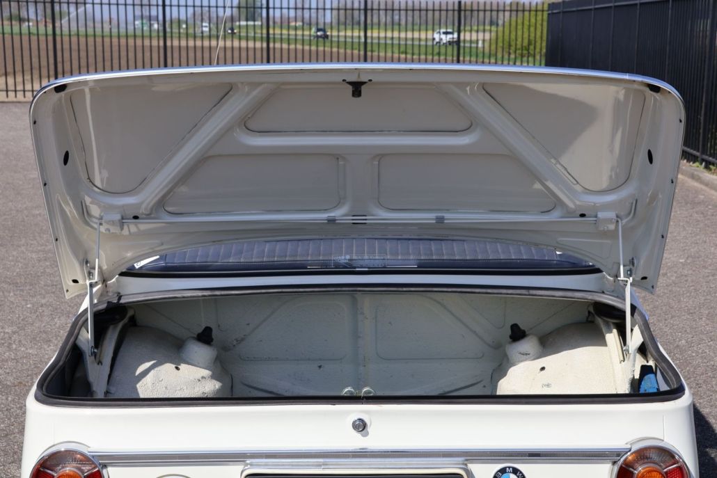 BMW 02 Series for sale | BMW 2002 - Image 32