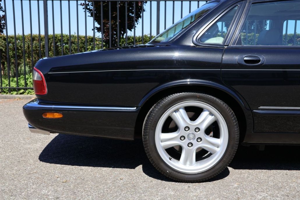 Jaguar XJ for sale | Jaguar XJ-R - Image 32