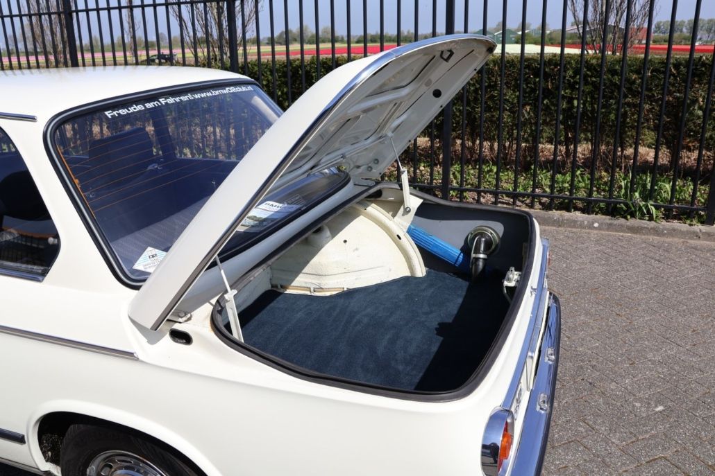 BMW 02 Series for sale | BMW 2002 - Image 33