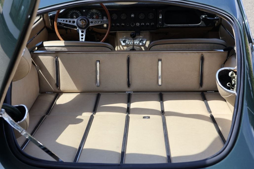 Jaguar E-Type for sale | Jaguar E-Type 4.2 FHC - Image 34
