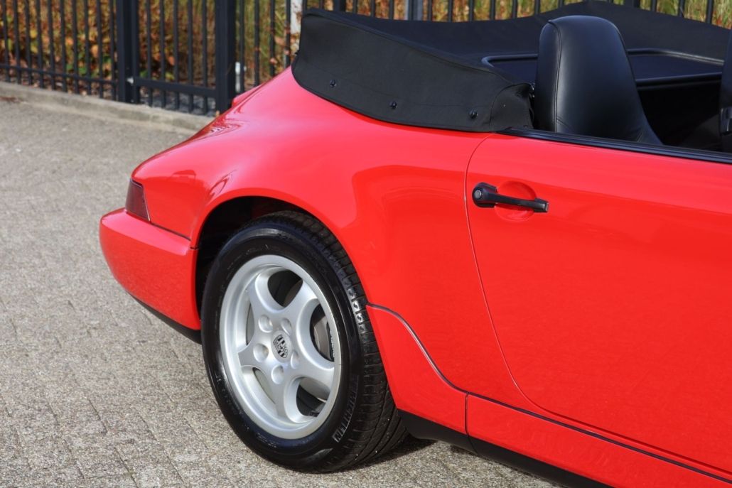 Porsche 911 for sale | Porsche 964 Carrera 2 convertible - Image 36
