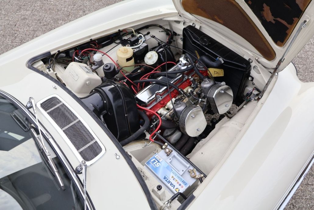 Volvo P1800 for sale | Volvo P1800 S – 1966 | Dutch Delivered | Fully Restored | Custom Brown Leather Interior - Image 37