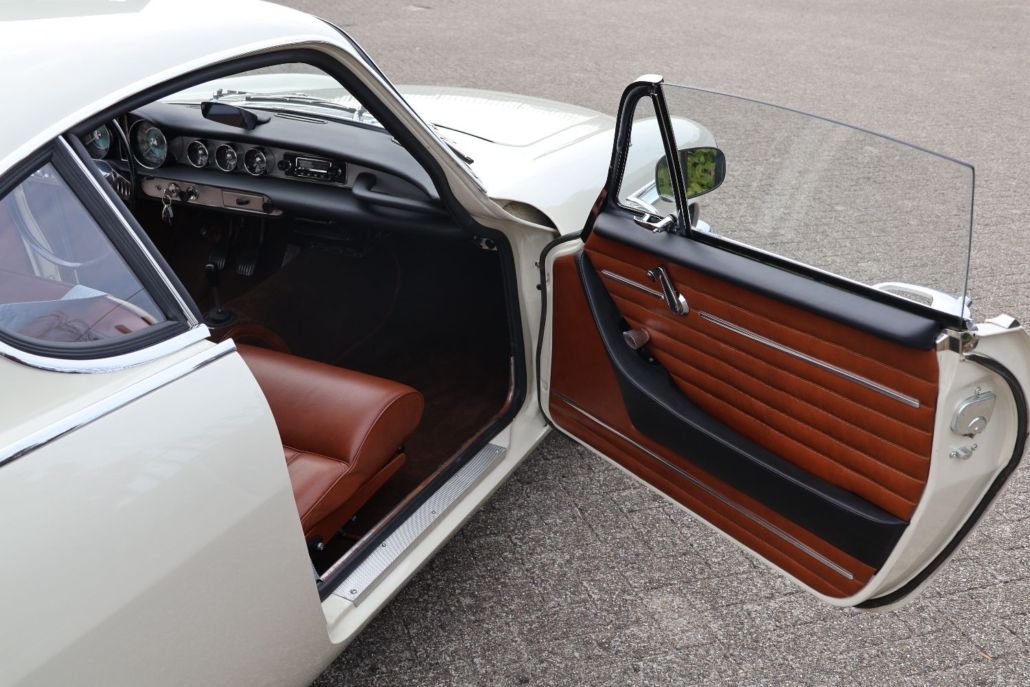 Volvo P1800 for sale | Volvo P1800 S – 1966 | Dutch Delivered | Fully Restored | Custom Brown Leather Interior - Image 44