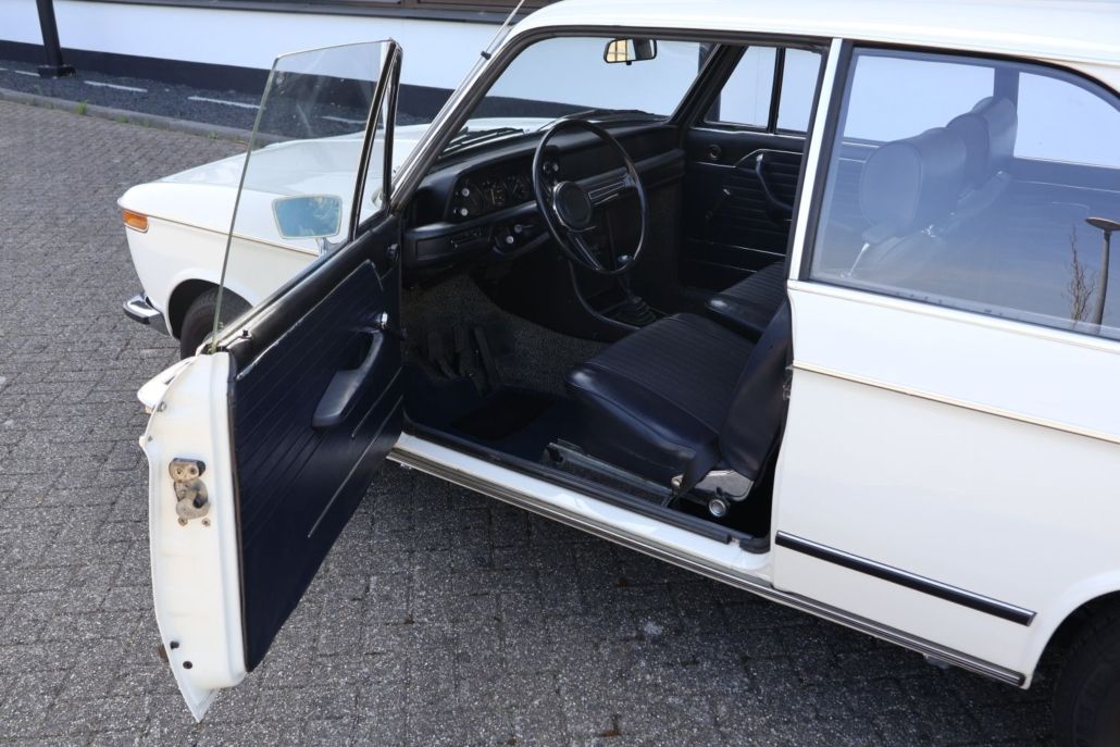 BMW 02 Series for sale | BMW 2002 - Image 44