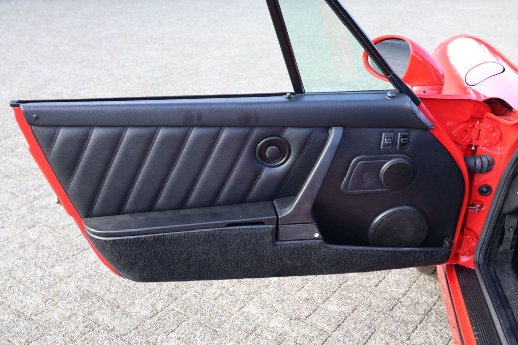 Porsche 911 for sale | Porsche 964 Carrera 2 convertible - Image 47