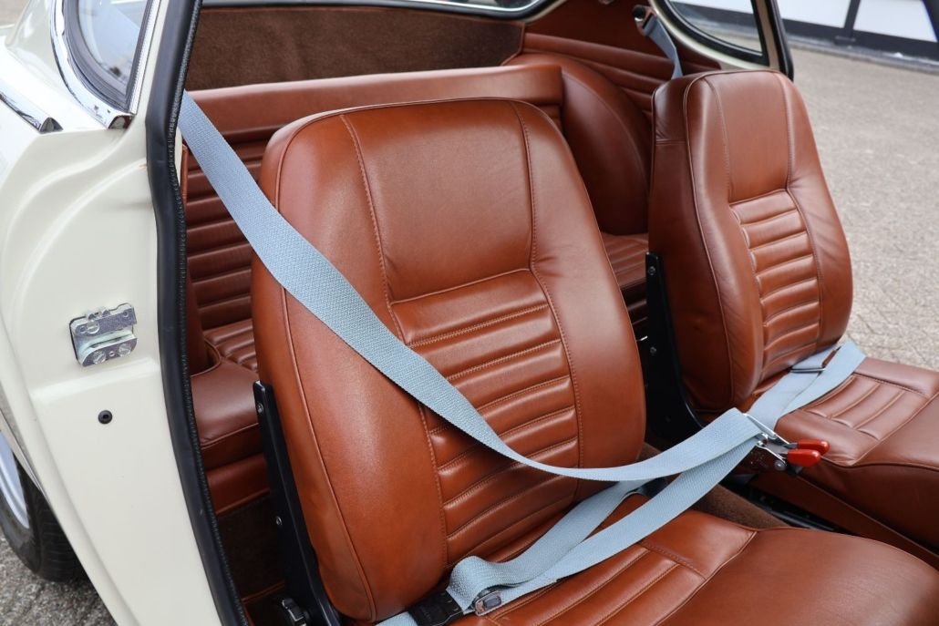 Volvo P1800 for sale | Volvo P1800 S – 1966 | Dutch Delivered | Fully Restored | Custom Brown Leather Interior - Image 47