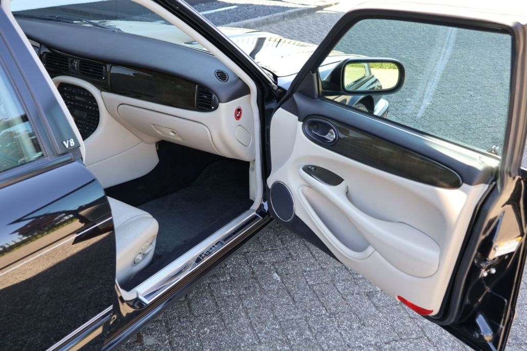 Jaguar XJ for sale | Jaguar XJ-R - Image 51