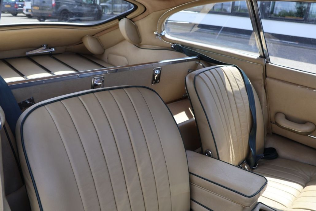 Jaguar E-Type for sale | Jaguar E-Type 4.2 FHC - Image 52