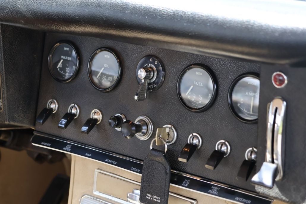 Jaguar E-Type for sale | Jaguar E-Type 4.2 FHC - Image 53