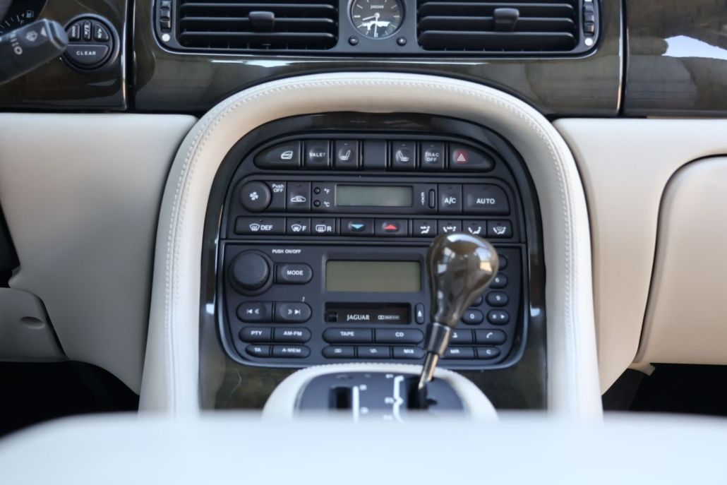 Jaguar XJ for sale | Jaguar XJ-R - Image 60