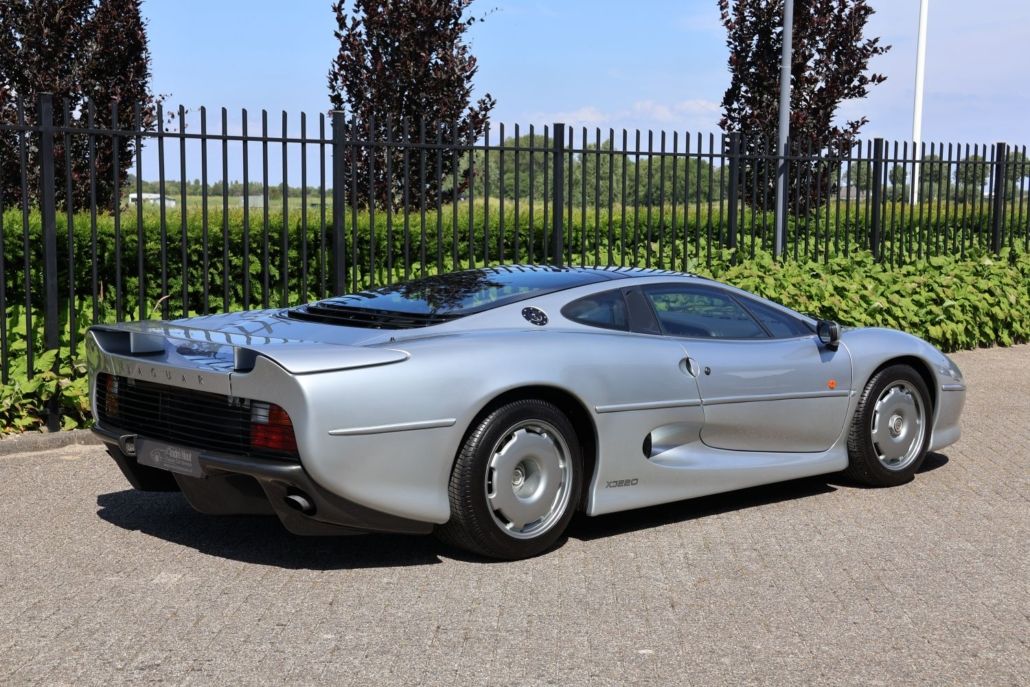 Jaguar XJ220 for sale | Jaguar XJ220 - Image 11