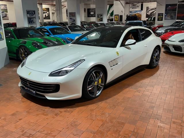Ferrari GTC4Lusso for sale | FERRARI GTC4 Lusso V12 TETTO PANORAMA-LIFTING-TRIPLO STRATO-POWER - Image 21