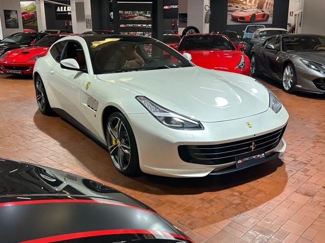 Ferrari GTC4Lusso for sale | FERRARI GTC4 Lusso V12 TETTO PANORAMA-LIFTING-TRIPLO STRATO-POWER - Image 20