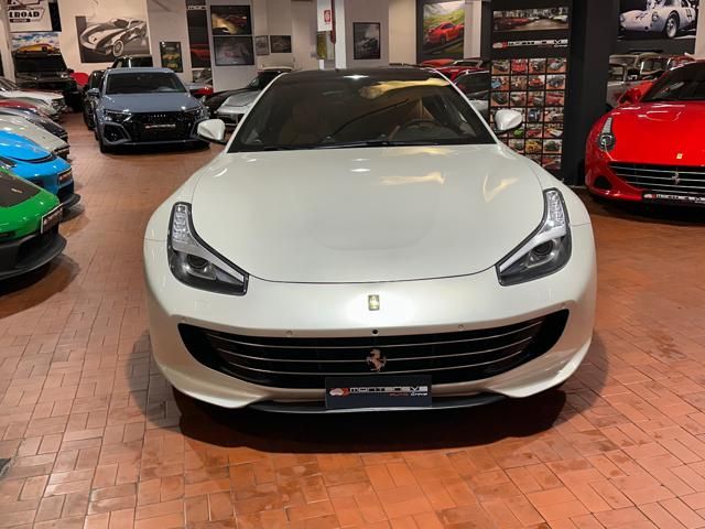Ferrari GTC4Lusso for sale | FERRARI GTC4 Lusso V12 TETTO PANORAMA-LIFTING-TRIPLO STRATO-POWER - Image 16