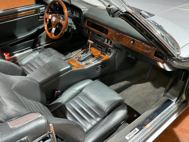 Jaguar XJ-S/XJS for sale | JAGUAR XJS 5.3 V12 CONVERTIBLE - PERFETTO STATO - Image 13