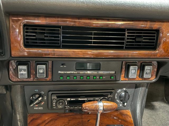 Jaguar XJ-S/XJS for sale | JAGUAR XJS 5.3 V12 CONVERTIBLE - PERFETTO STATO - Image 12