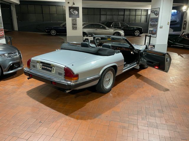 Jaguar XJ-S/XJS for sale | JAGUAR XJS 5.3 V12 CONVERTIBLE - PERFETTO STATO - Image 50