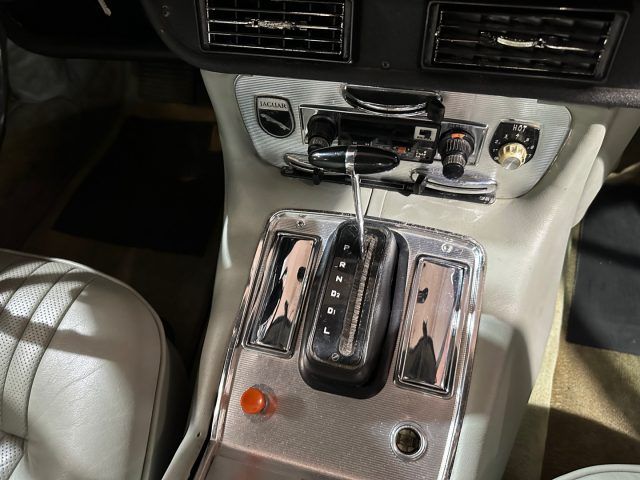 Jaguar XJ for sale | JAGUAR XJ6 4.2 PRIMA SERIE HERITAGE JAGUAR - Image 27