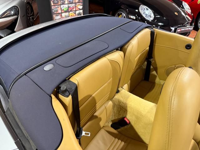 Porsche 911 for sale | PORSCHE 911 Carrera 4 Cabriolet-Manuale-Service book - Image 17