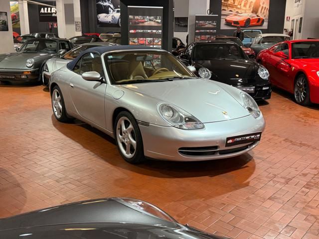 Porsche 911 for sale | PORSCHE 911 Carrera 4 Cabriolet-Manuale-Service book - Image 33