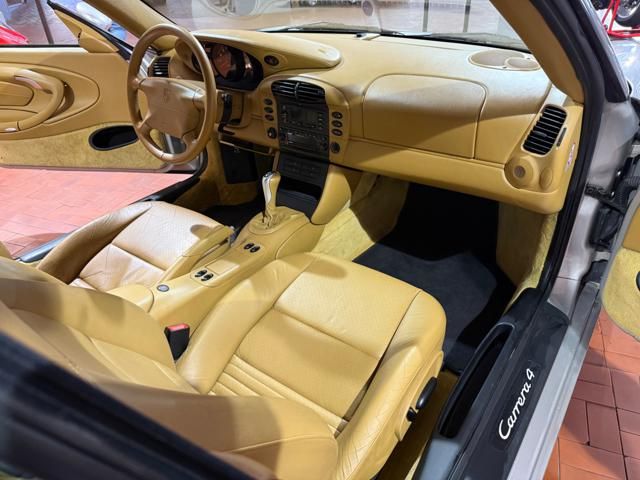 Porsche 911 for sale | PORSCHE 996 Carrera 4 cat Cabriolet-PELLE BEIGE-SERVICE BOOK - Image 18