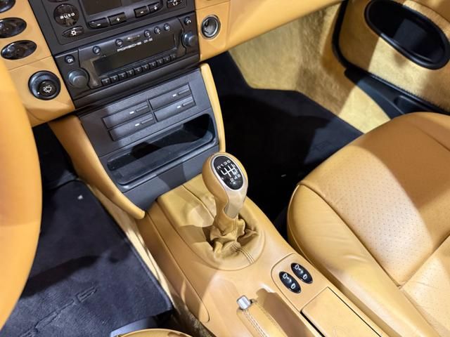 Porsche 911 for sale | PORSCHE 996 Carrera 4 cat Cabriolet-PELLE BEIGE-SERVICE BOOK - Image 12