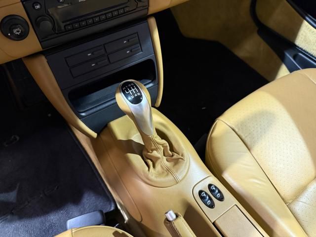 Porsche 911 for sale | PORSCHE 996 Carrera 4 cat Cabriolet-PELLE BEIGE-SERVICE BOOK - Image 39