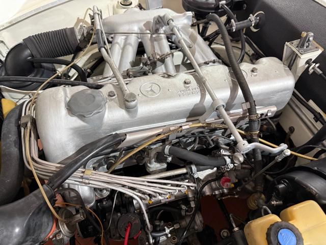 Mercedes-Benz SL for sale | MERCEDES-BENZ SL 230 ISCRITTA ASI - HARDTOP NERO - RESTAURATA - Image 41