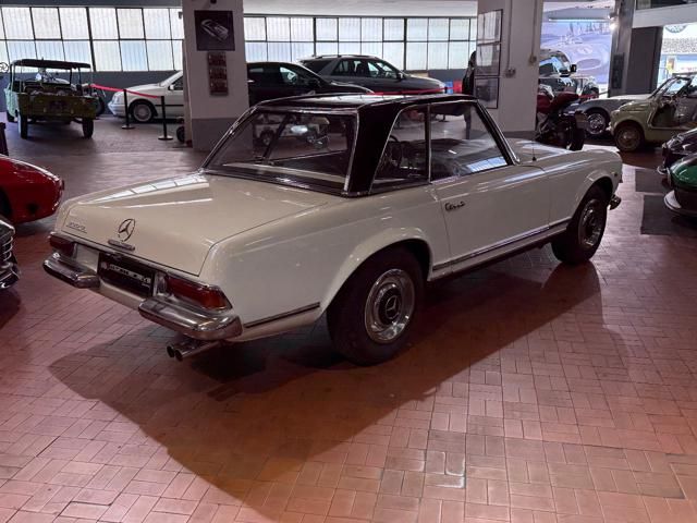 Mercedes-Benz SL for sale | MERCEDES-BENZ SL 230 ISCRITTA ASI - HARDTOP NERO - RESTAURATA - Image 19