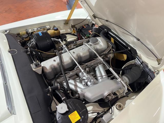 Mercedes-Benz SL for sale | MERCEDES-BENZ 230 SL -ISCRITTA ASI - HARDTOP NERO - RESTAURATA - Image 37