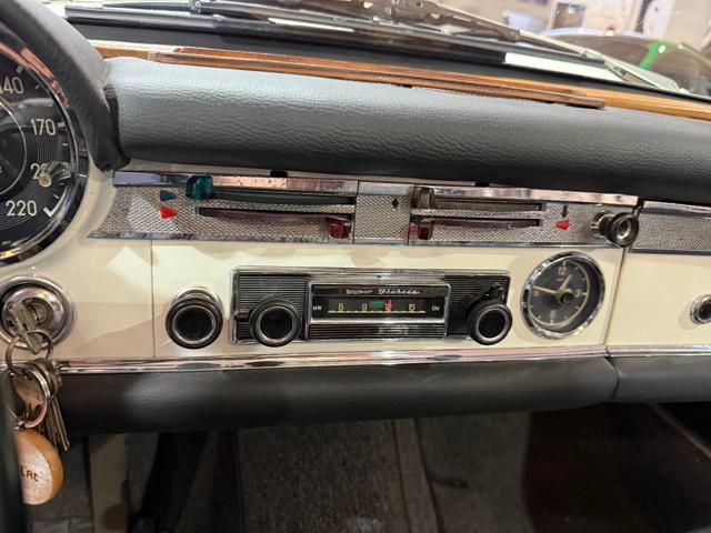 Mercedes-Benz SL for sale | MERCEDES-BENZ 230 SL -ISCRITTA ASI - HARDTOP NERO - RESTAURATA - Image 47