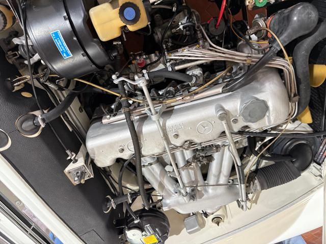 Mercedes-Benz SL for sale | MERCEDES-BENZ 230 SL -ISCRITTA ASI - HARDTOP NERO - RESTAURATA - Image 39