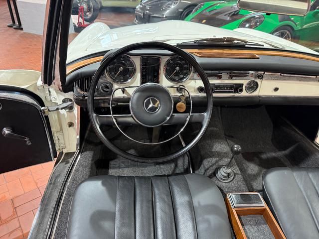 Mercedes-Benz SL for sale | MERCEDES-BENZ 230 SL -ISCRITTA ASI - HARDTOP NERO - RESTAURATA - Image 10