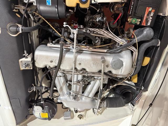 Mercedes-Benz SL for sale | MERCEDES-BENZ 230 SL -ISCRITTA ASI - HARDTOP NERO - RESTAURATA - Image 40