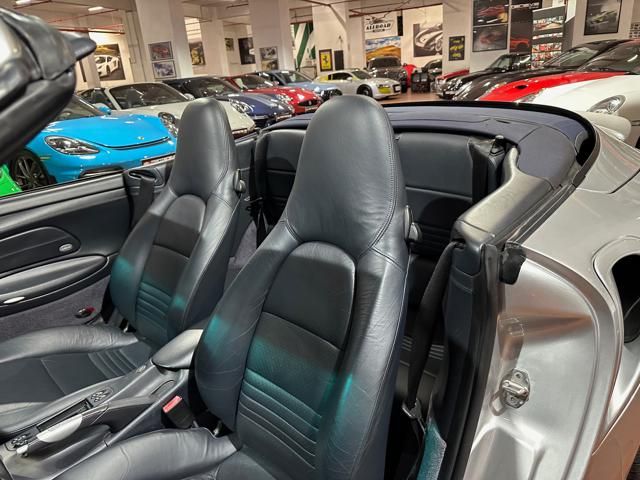 Porsche 911 for sale | PORSCHE 996 Turbo Cabriolet Cambio Manuale PelleBlu - Image 8